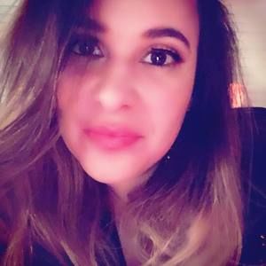 Meet your Posher, Flavia